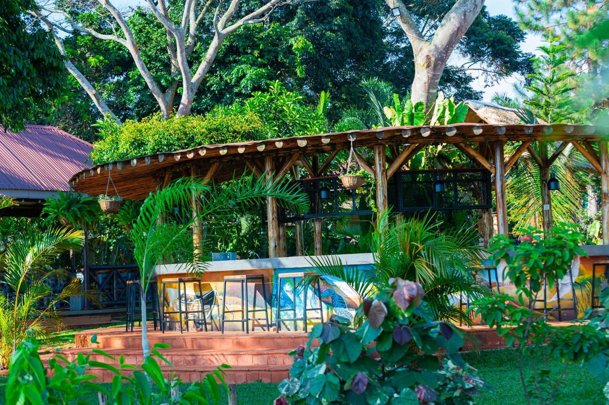 The Lakeside Entebbe Exterior photo